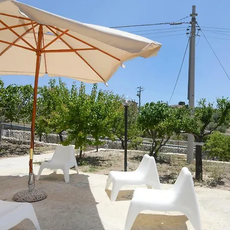 בית כפרי Jardinu